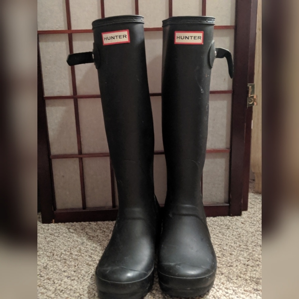 Hunter boots size 7